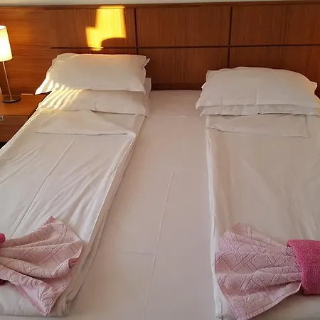 Guest house Къща За Гости Мариана 2*